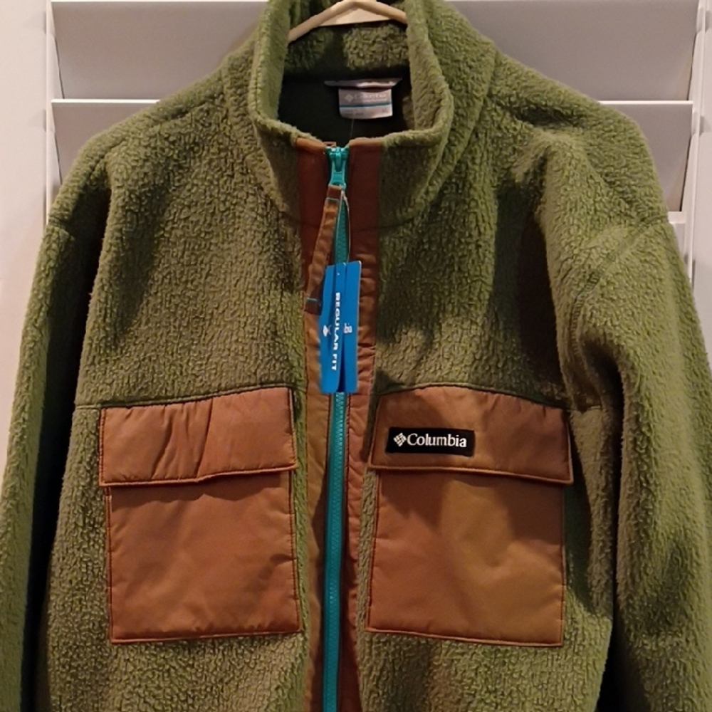 Columbia Olive and Tan Fleece Jacket
